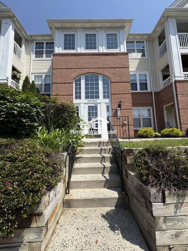 Photo - 1310 Sheridan Place