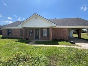 Building Photo - 1030 Simpson Cove