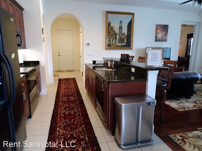 Foto del edificio - 2 br, 2 bath House - 106 Lerida Court