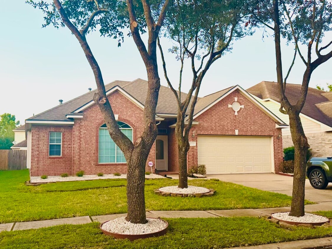 Foto principal - 20206 Windsor Trace Ln