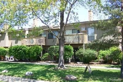 Primary Photo - 430 N Crooks Rd