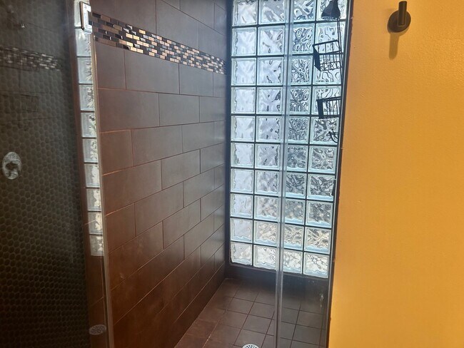 Foto del edificio - 846-00 N. 15th Street, Unit C