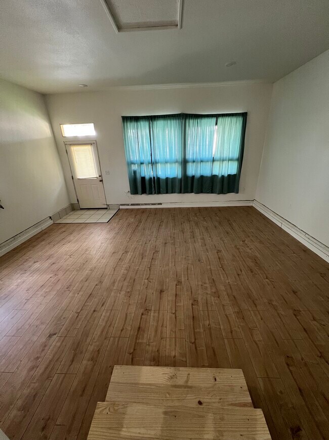 Foto del edificio - 2526 Broadway