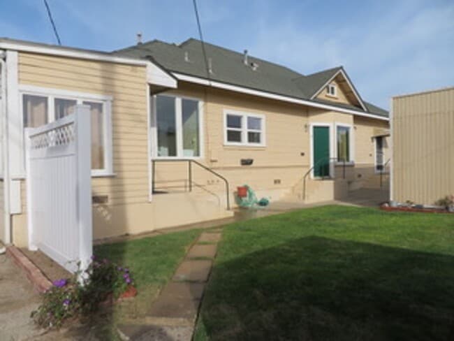 Building Photo - Charming 1-Bedroom Flat near the Historic ...