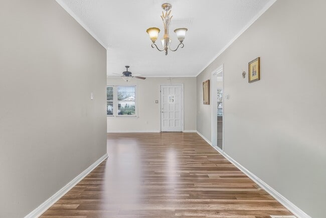 Building Photo - 1405 W Tennessee Ave