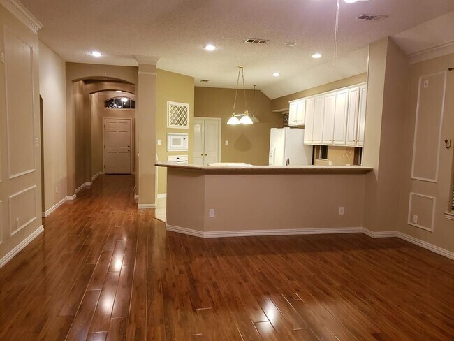 Building Photo - 9436 Ponderosa Trail