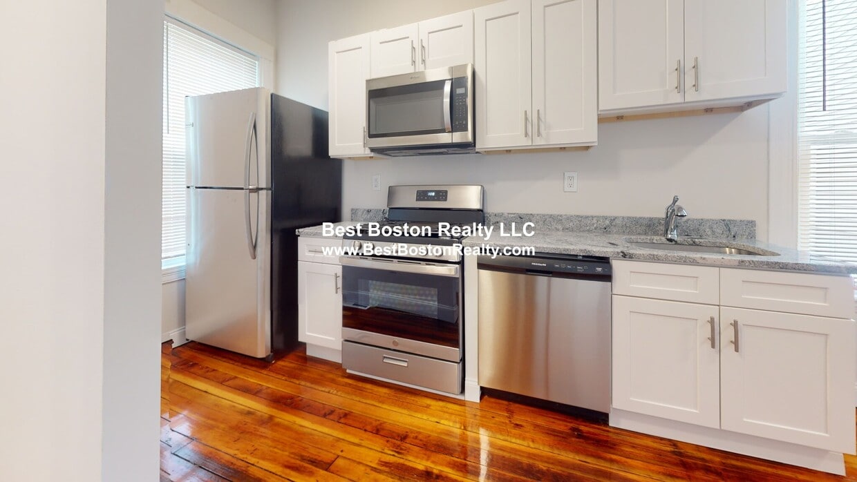 16R Warren Ave Unit 2, Somerville, MA 02143 Condo for Rent in