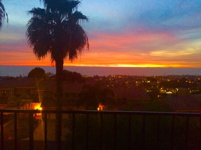 Spectacular Views - 204 S La Esperanza