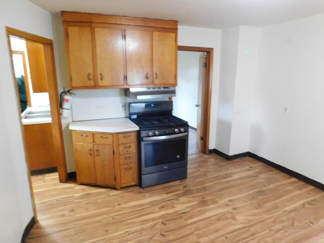 Foto del edificio - 88 Oak St