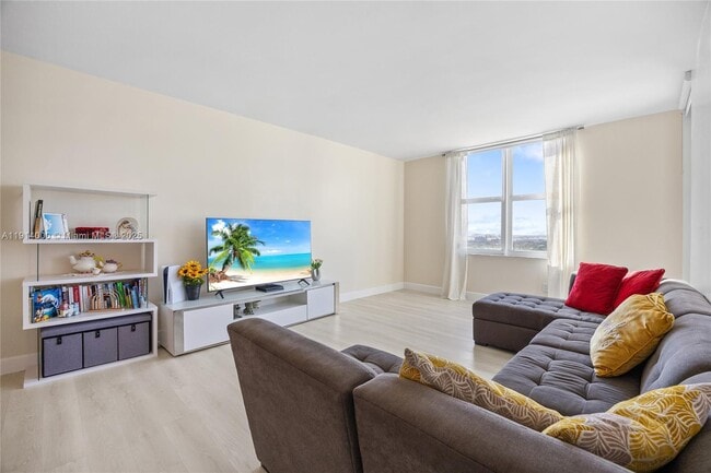 Foto del edificio - 511 SE 5th Ave