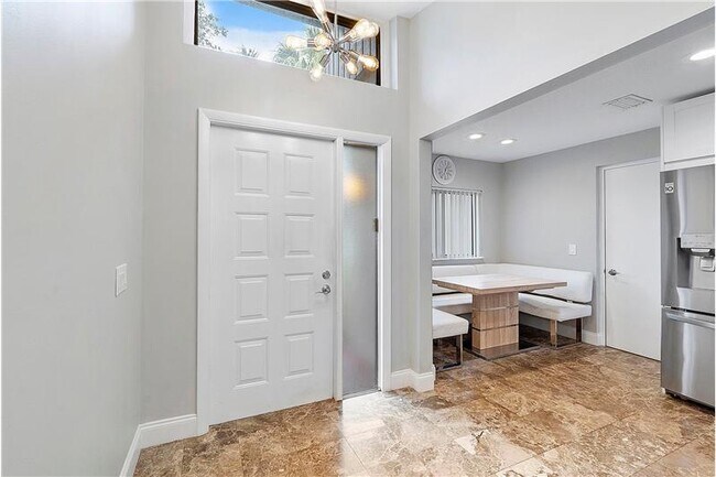 Building Photo - 4718 Fountains Dr