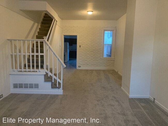 Building Photo - 4 br, 1 bath House - 929 W. Poplar Street
