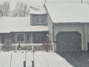 Building Photo - 100 Midlake Cir