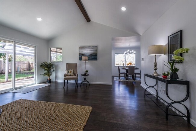 Building Photo - 2505 Baxter Dr