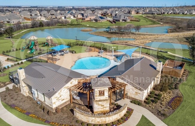 Building Photo - 14801 Cedar Flt Wy