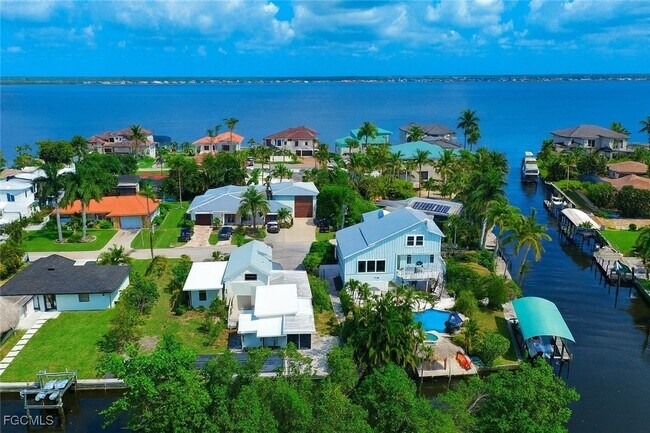 Foto del edificio - 12743 Brewster Dr