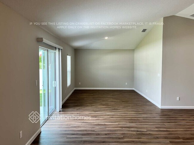 Foto del edificio - 131 SW Carter Ave