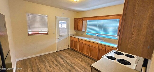 Building Photo - Mid-Centry Bungalow Home in Titusville Flo...