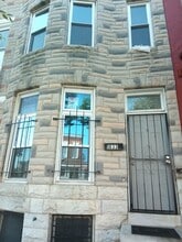Building Photo - 1833 Walbrook Ave