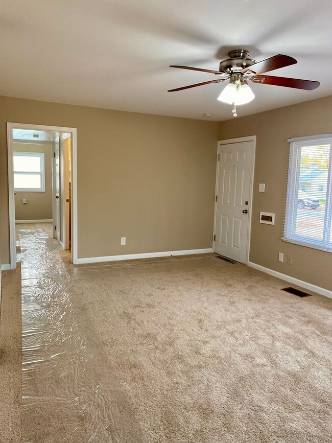 Building Photo - 3912 Wenzlick Ave