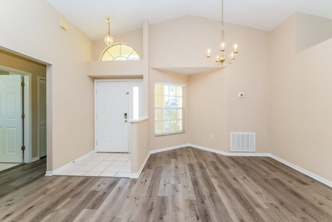 Foto del edificio - 28246 Tall Grass Dr