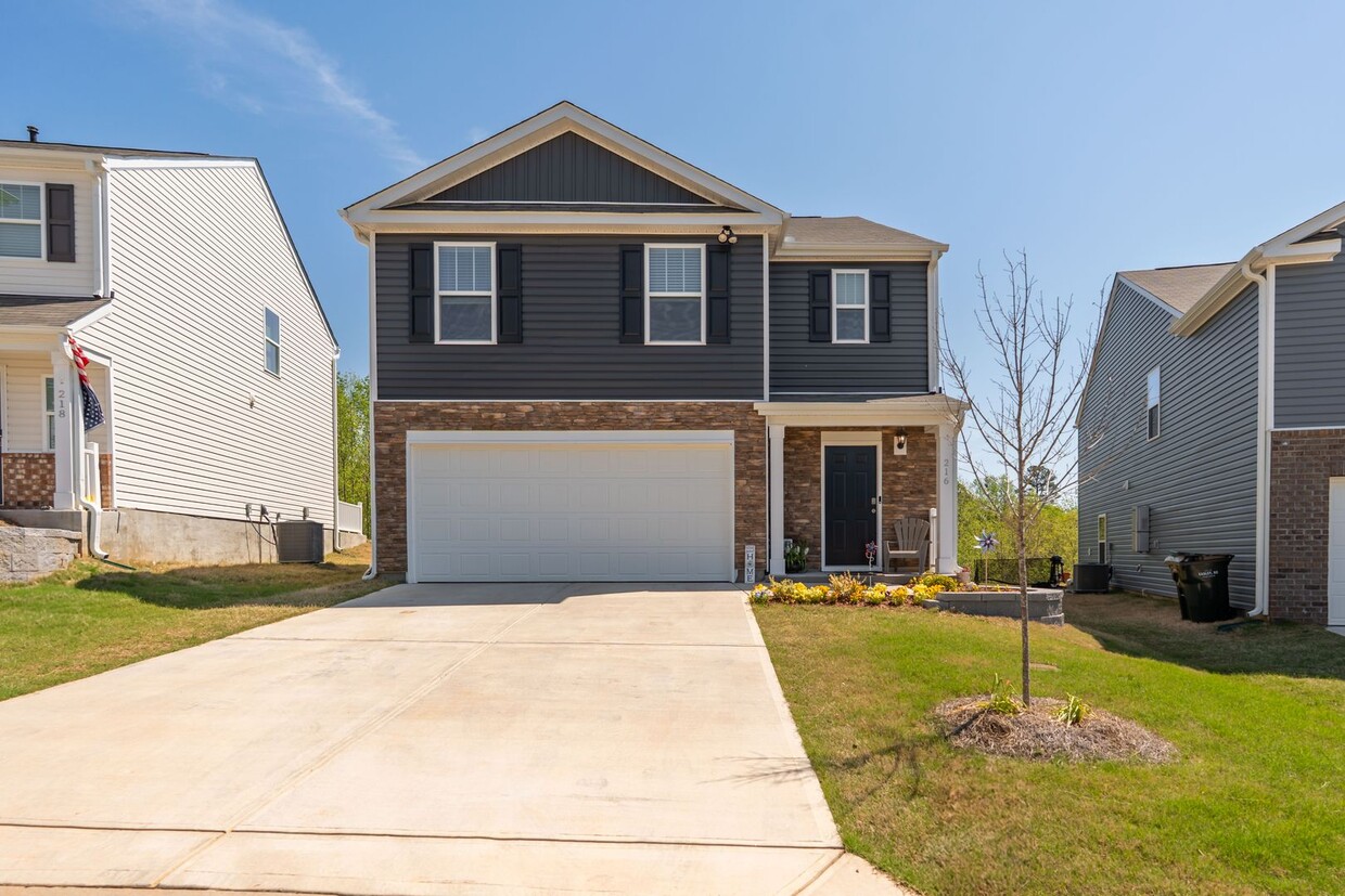 Primary Photo - Elderberry Ln