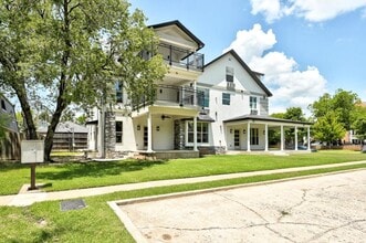 Building Photo - 222 S University Blvd