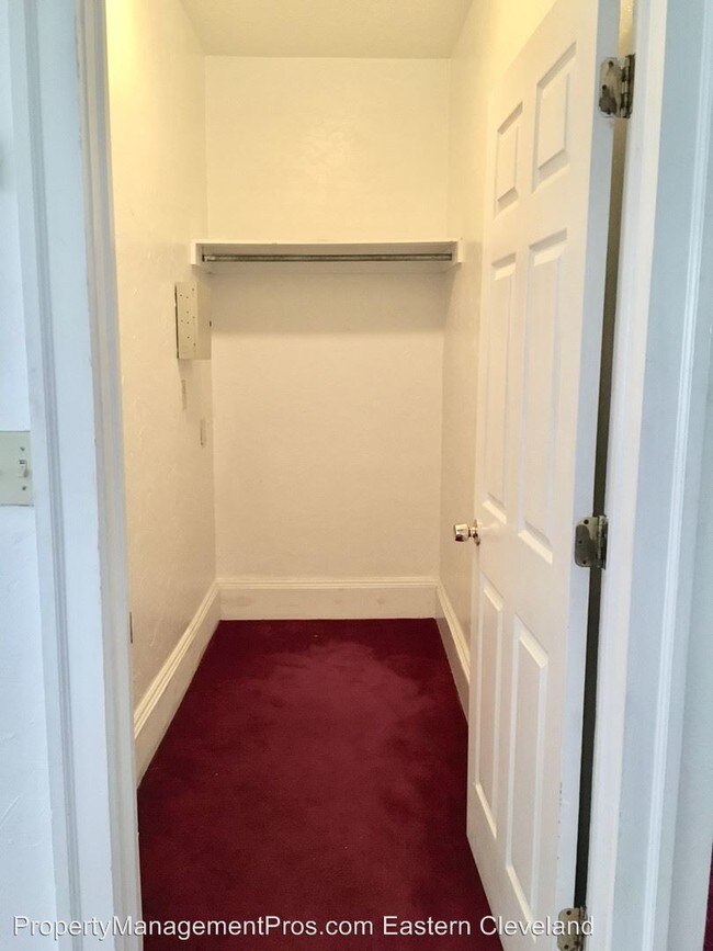 Foto del edificio - 1 br, 1 bath House - 14038 Superior Ave. #16
