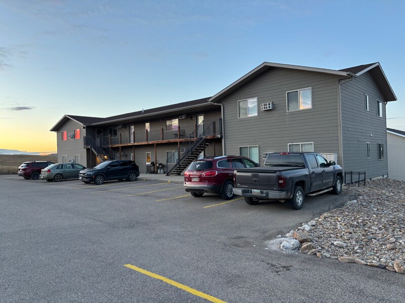 Foto principal - 727 Mustang Dr