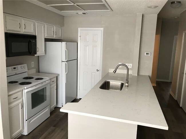 Foto del edificio - 915 W 23rd St