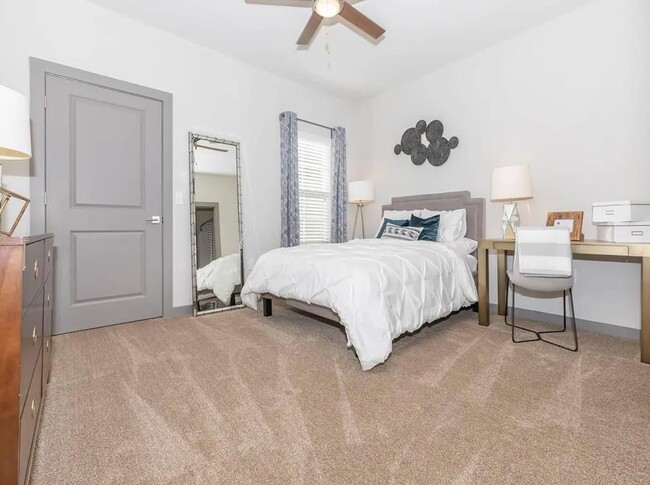 Foto del edificio - 2080 One White Oak Ln