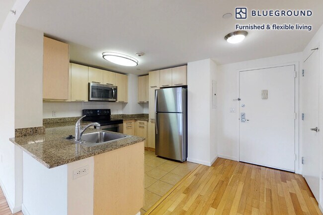 Foto del edificio - 27 Barker Ave