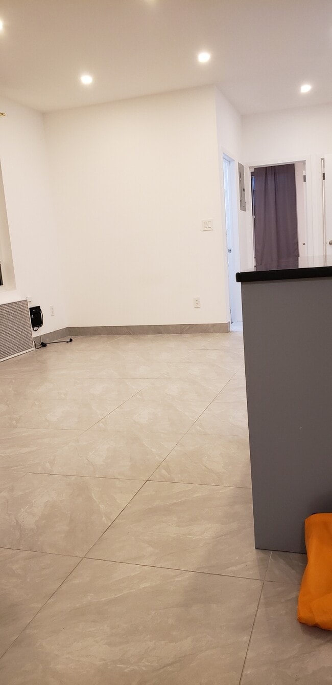 Foto del edificio - 8709 26th Ave