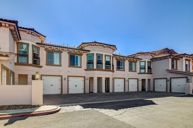 Foto del edificio - Luxury Resort Style Condo in Lake Las Vegas