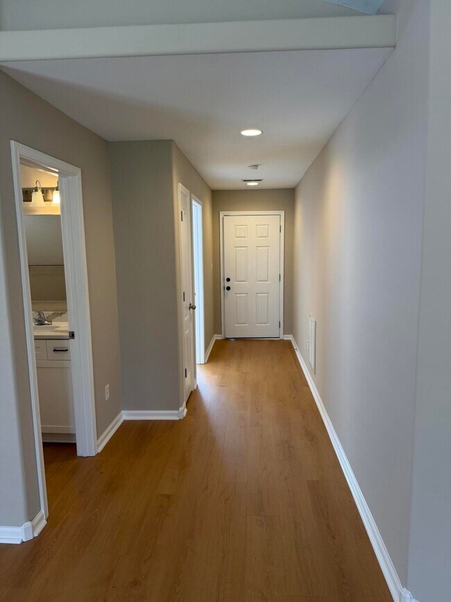 Building Photo - 3288 Sweet Clover Ln