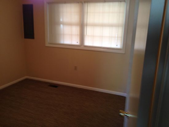 Building Photo - 305 Virginia Ave, Monticello, KY 42633