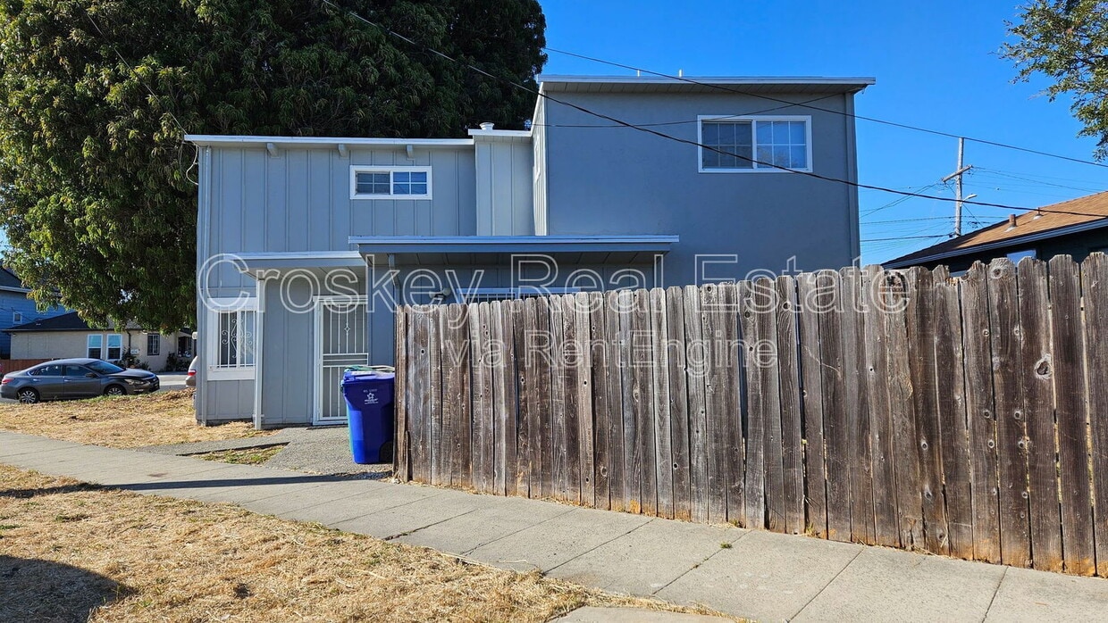 Primary Photo - 314 Beck St