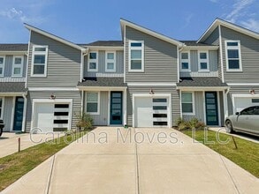 Building Photo - 1431 Darrowby Way