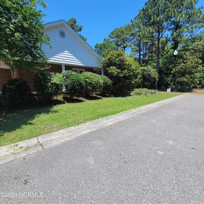Building Photo - 7752 Cypress Island Dr