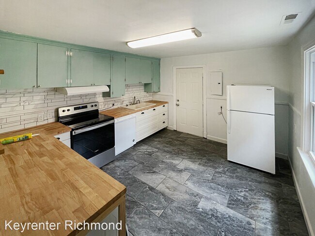 Foto del edificio - 2 br, 1 bath House - 5210 Waverly Ave