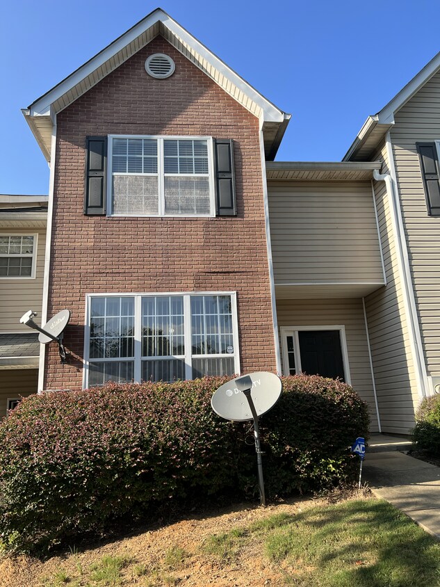 1461 Riverrock Ct, Riverdale, GA 30296 Townhome Rentals in Riverdale