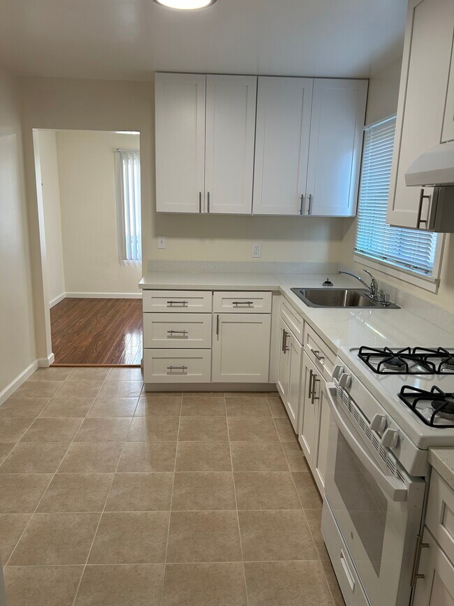 Foto del edificio - 1729 Ward St