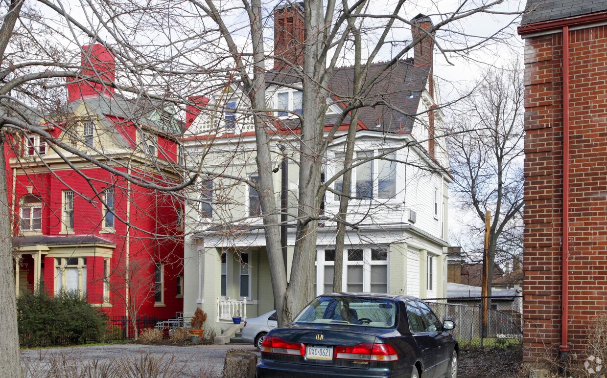 Building Photo - 6805 Penn Ave