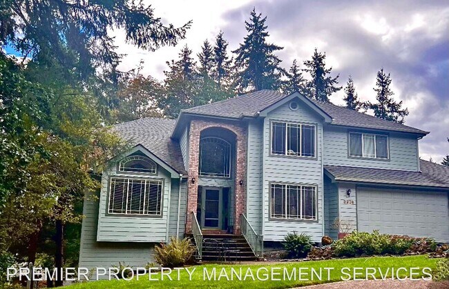 Foto del edificio - 4 br, 3.5 bath House - 3926 Shasta View