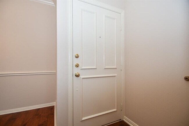 Foto del edificio - 2111 Welch St