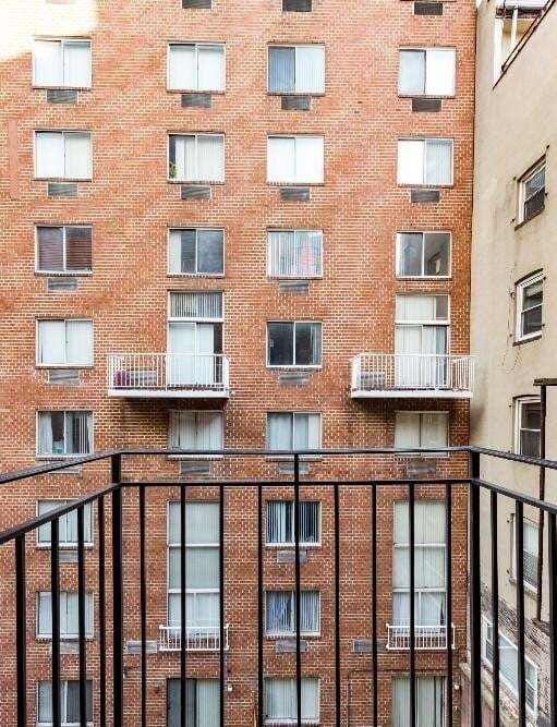 Foto del edificio - 219 E 23rd St