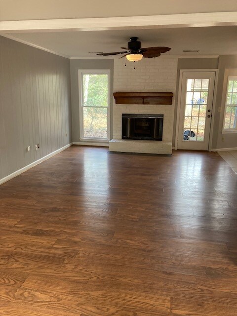 3 Bedroom 2 Bath Home for Rent with 1/3 acre yard in South Pinepoint Subdivision of West Ashley - 1934 Ivy Hall Rd