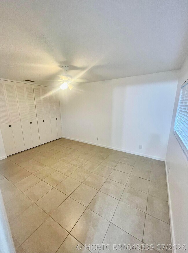 Foto del edificio - 2521 Emory Dr W