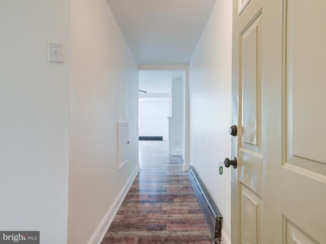 Building Photo - 262 Apsley St