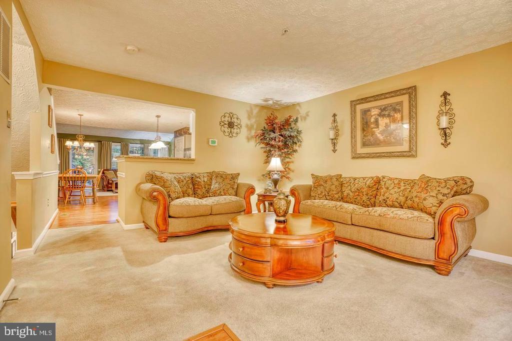 Foto principal - 1955 Laurel Oak Dr